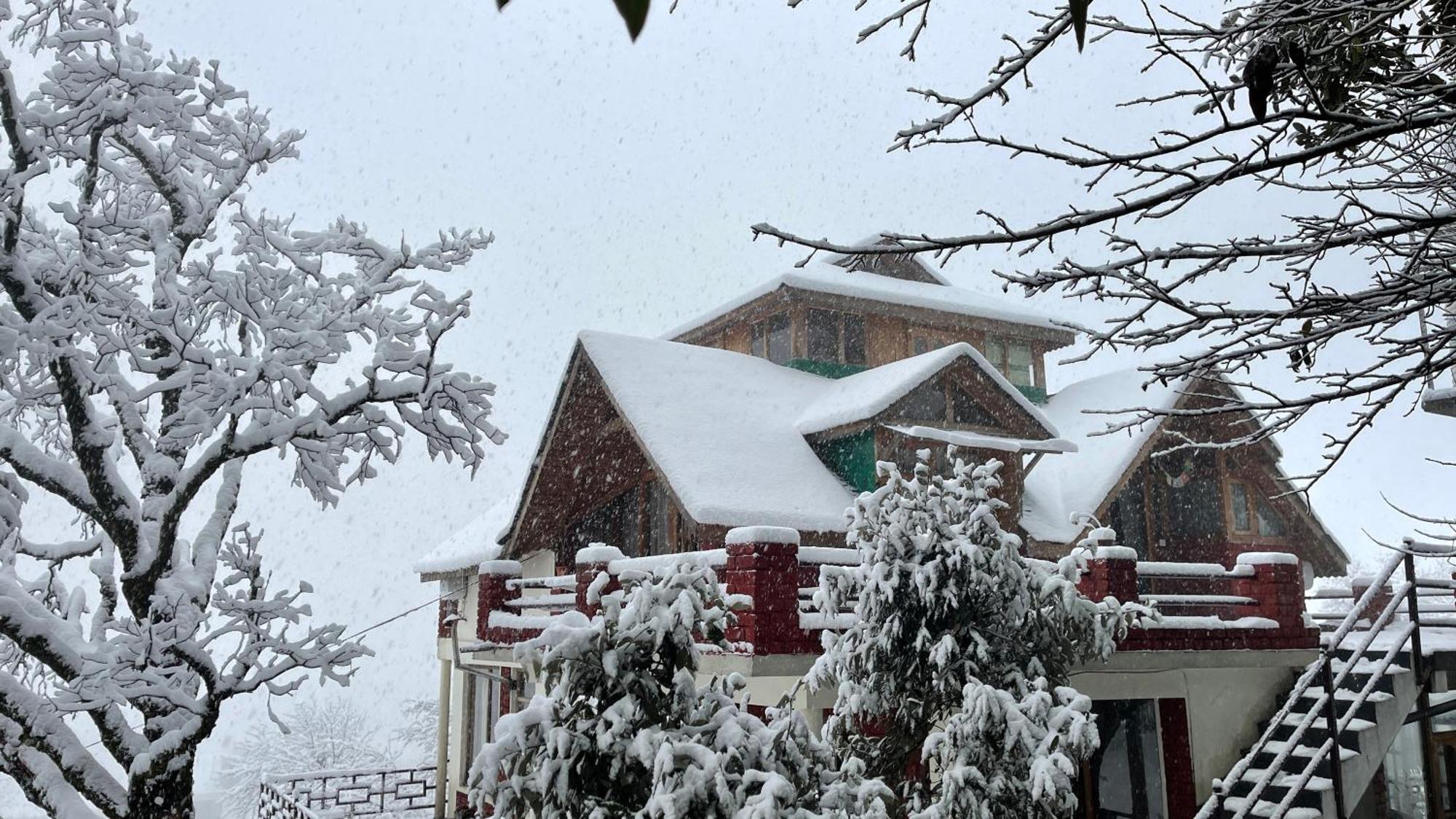 Naddi Castle Apartment แมคลอยด์กันจ์ ภายนอก รูปภาพ